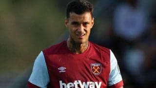 スカマッカがウェストハム退団の意志を明確に？　SNSのプロフィール欄を変更