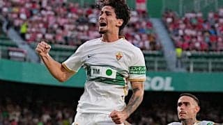 ベティス、バルセロナからMFコジャードとDFリヤドの2選手を獲得！