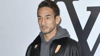 「日本のレジェンド」中田英寿とドイツ代表ニャブリの2ショットをバイエルンが公開！「えっぐい」「世界の中田」