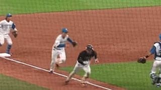 アウト濃厚…絶対絶命から神回避　場内困惑“若月の1ミリ”が「凄すぎでしょ」