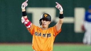 坂本勇人の“代役”におさまらぬ存在感　「新人とか関係ない」巨人22歳の潜在能力