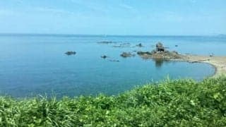 予定どおりにはいかぬ「旅打ち」の合間、車窓から広がる日本海の美しさに涙