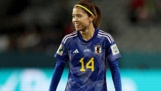 「激アツ」「どっちも可愛い」長谷川唯の“激レア”スペイン代表ユニフォーム姿が話題！ イニエスタにも例えられるボンマティの日本代表ユニも話題「なんかエモい」