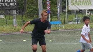 【本田圭佑が進む道(2)】「自分は諦めの悪い人間」と強調する本田圭佑の、「1カ月後くらいにはプレーできるくらいに」のイメージ。「アフリカは否定しないですし、機会があれば考えたい」