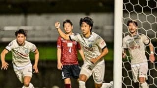 四国のJFLスタジアムに7243人が来場！ J1川崎と高知が天皇杯で平日対戦もスタグル出店並ぶなどお祭りムード…川崎の来県効果に吉本監督「大きな希望」