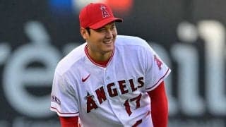 【MLB】大谷翔平の“カワイイ癖”に大注目　スター選手との抱擁で見せた足ピョンにファン悶絶