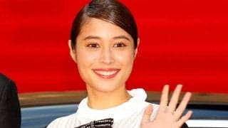 花束贈呈のはずが広瀬アリスさんに愛の告白!? 磐田FW鈴木雄斗との2ショットに勘違いが続出「もうその図にしか見えない」