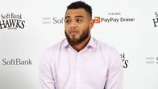 鷹の新戦力・ヘルナンデスが入団会見「優勝に貢献を」　モイネロ代役に三笠GMも期待