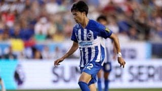 「かっこよすぎだよ」「目がキラキラ」ブライトンのメディアデーで三笘薫も撮影！監督との対照的な表情にもファン注目「一枚目と二枚目の差が…」