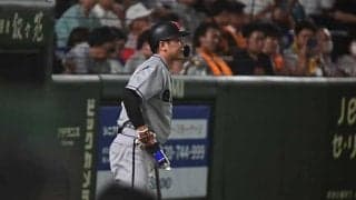打席に立たず虎を“威圧”　自力V消滅でも…巨人・坂本勇人が示した「独特の存在感」