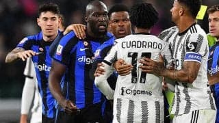 ユベンティーノがルカクにノー…ピッチ大量侵入で「ルカクとサインするな！」の抗議活動