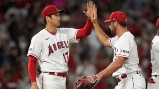 【MLB】大谷翔平への危険な1球が「怖すぎる」　顔付近へヒヤリ…目を見開いてビックリ反応