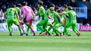 「シンプルでカッコいい」J1湘南のGKが着用した珍しい「白ユニフォーム」が要望殺到で急遽販売決定！「あんなかっこいいの見せられたらそりゃ殺到するわな」と納得の声