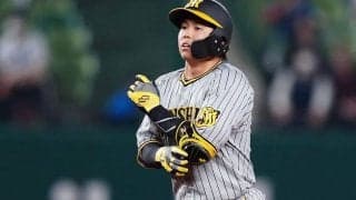 阪神・梅野、左手への死球で途中交代　144キロ直撃で倒れ込み苦悶…場内騒然