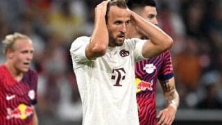 汗でユニフォームが透け透けに…バイエルンの新ユニフォームに予想外の問題発生