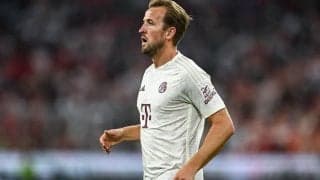 ドイツ語が分からなかった…？バイエルンデビュー戦で審判に抗議しようとするも何も言えないケインのリアクションが大きな話題に！本人は今後の語学レッスンを誓う