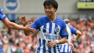 「ここまではできない」「すごい」ついに三笘本人とも対面！三笘薫の顔をタトゥーにした熱狂的ファンに驚きの声「サインのタトゥーも入れるのかな？」