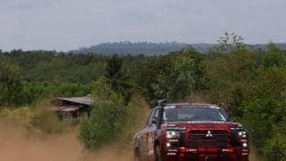 AXCR2023：レグ2でチーム三菱ラリーアートのチャヤポン・ヨーターがセカンドベスト、総合4番手に浮上