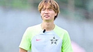 「めっちゃ仲良い」ボルシアMGの板倉滉と福田師王が一緒にトレーニングを行う！「滉くん最後イタズラ仕掛けてくるのかわいすぎ」「華麗な足さばき」などファン反応