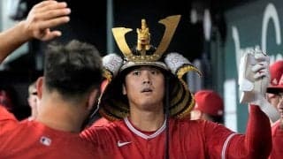 大谷翔平 3戦ぶり42号はヘルメット飛ばし弾！「ハイフライボール！」と敵地も騒然