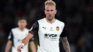 サッスオーロがバレンシアからセルビア代表MFラチッチを完全移籍で獲得