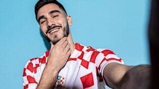 アヤックス、ディナモ・ザグレブからクロアチア代表DFシュタロを完全移籍で獲得