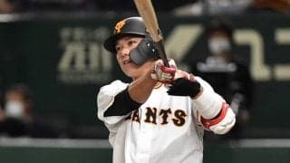 巨人・坂本への死球巡った高津監督のリクエストに球場騒然　ヤクルト投手陣の乱調ぶりにファンから怒りの声も