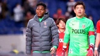 鈴木彩艶が挑み続ける西川周作の背中。「いつかは必ず越えたい」16歳差の守護神が育んだライバル関係と絆