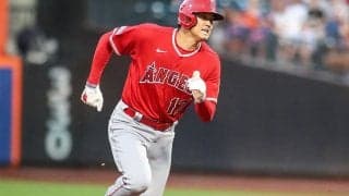 【MLB】大谷翔平、二盗→三盗　四球でブーイングもすぐさま大歓声…お腹に送球直撃も大暴れ