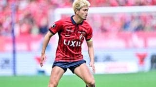 「頭から飛び込む優磨の胆力」鹿島FW鈴木優磨の恐れ知らずの豪快ダイビングヘッド弾にファン脱帽！「本当に男祭りって感じ」「ゴール決めたあとの表情が好き」との声