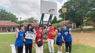 【バスケW杯】沖縄バスケットボール100年祭開催、“当時のゴール”復元に地域ガイドなど学生ボランティアも尽力