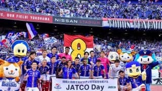 「当たり前のようにテルがいるー！」横浜FMの誕生日会にFC東京の選手も参加で、「最強のメンバー」とファン歓喜！ 豪華集合写真に「最高過ぎます」の声