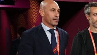 女子選手へのキス問題を起こしたルビアレス会長、ハンガーストライキの母親が3日で入院