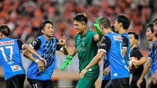 【川崎、新潟戦勝利の裏側(1)】3月11日に自信を喪失した新潟の地で得たチームの一体感。「29秒の沈黙」から、「今日は本当に一体感がすごいあった」への変化