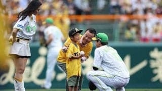 きっかけは選手の一言「助けになりたい」　阪神“緑ユニ”が表現する「家族の絆」