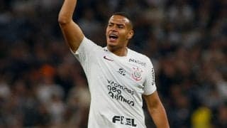 フォレスト、コリンチャンスの若手CBムリージョを完全移籍で獲得