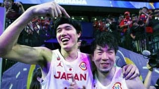 「諸刃の剣」比江島慎が日本を救う　「神がかった」プレーに渡邊雄太は「これくらいできて当然」だから「いつもやってくれ、マコ！」