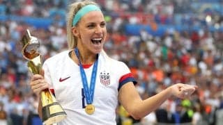 出産経て復帰のアメリカ女子代表MFジュリー・アーツが引退表明、15年女子W杯決勝ではなでしことも対戦