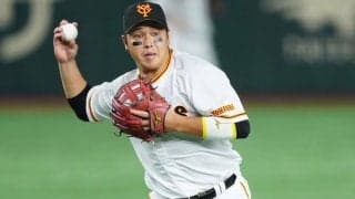 巨人、3年ぶり野手登板　8点ビハインドで北村拓がマウンド、最速141キロも被弾