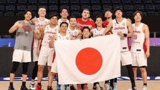 【バスケW杯】「沖縄の忘れられない夜」パリ五輪行き確定の日本　指揮官が“歓喜のロッカールーム”で喜び爆発「最初からみんなを信じてた」