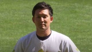 妙に野球が上手い“始球式のプロ”　投手でも難しい超遅球が「かなりレベル高い」