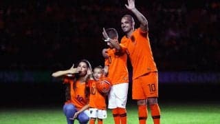 スナイデルの子どももメッシに夢中！そわそわ感に歓喜の抱擁「今日の最も健全なビデオ」