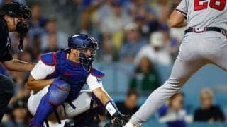 【MLB】球場に響いた“衝突音”…戦慄のバット直撃、米放送局は悲鳴「なんてこった！」