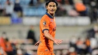 「モデルしかいない」「高橋祐治はさすが！」J2清水の選手たちが“秋冬ファッション”のモデル姿でカタログに登場！「保存版じゃん」「めちゃくちゃ欲しい」とファン絶賛