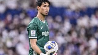 「ラストわろてまう」神戸GK前川黛也の誕生日祝いのパイ投げからの“後ろ向き”集合写真がファンの爆笑を誘う！「相変わらずのいじられっぷり（笑）愛されてるなぁ」の声