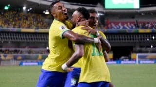 ブラジルが\"王様\"ペレを抜くネイマール2発含む5ゴールで快勝発進！　ウルグアイはチリ撃破【W杯南米予選】