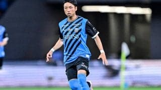 「若いエキス吸ってきました」川崎FW小林悠が「最大17歳差の食事会ショット」公開！「ぎゃーーー可愛い」とファンの心掴む…チームメイトから帽子への指摘コメントも