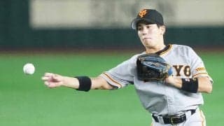 飛び込み2回転の超絶捕球「凄すぎる」　坂本も驚き…新人の美技に騒然「ガチで上手い」