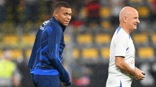 ドイツ戦出場なしのムバッペ、デシャン監督「膝蓋骨腱に問題を抱えている」