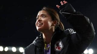 「とても可愛いですね」長谷川唯の真っ白コーデが国内外で反響！アディダス新作姿に「素敵な笑顔」「2枚目が微笑ましい」